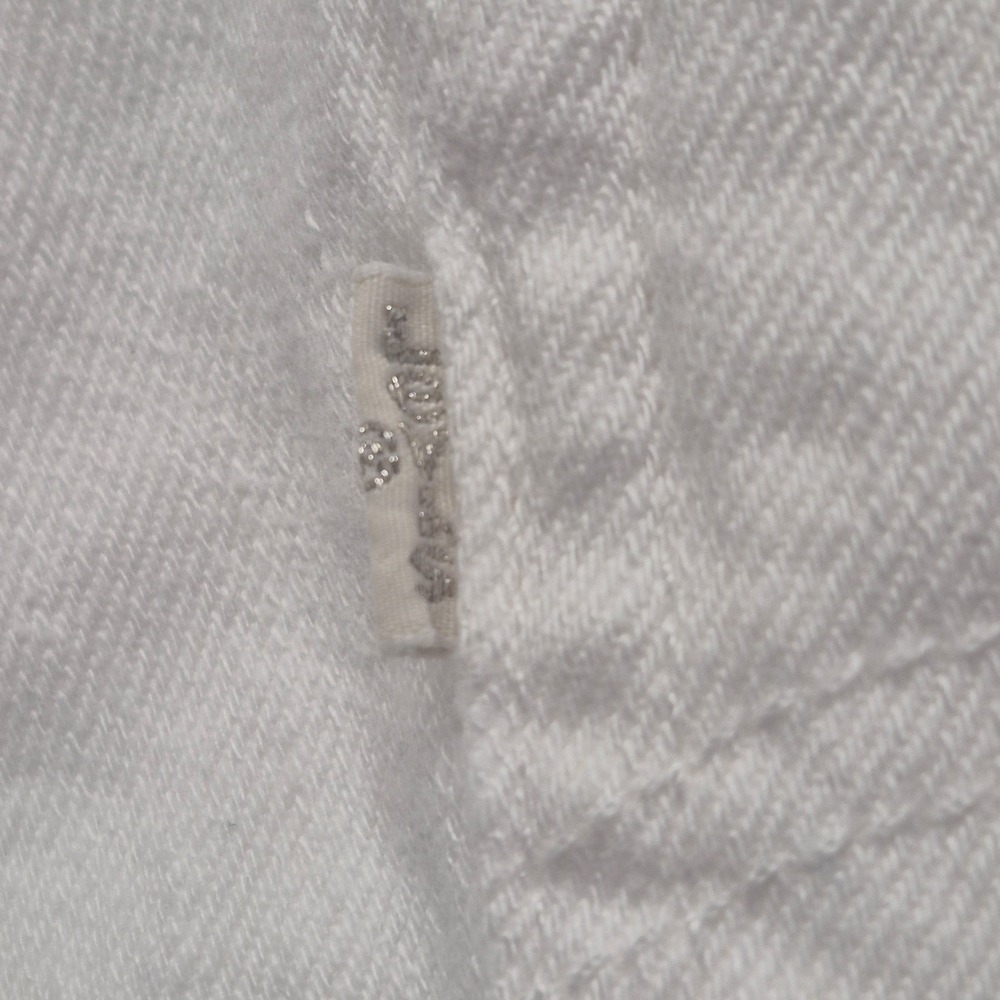 Levi Strauss women's white‎ denim shorts 22W cuffed legs 9" inseam classic - Picture 14 of 14
